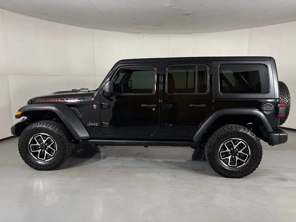 Used 2024 Black Jeep Rubicon image 5