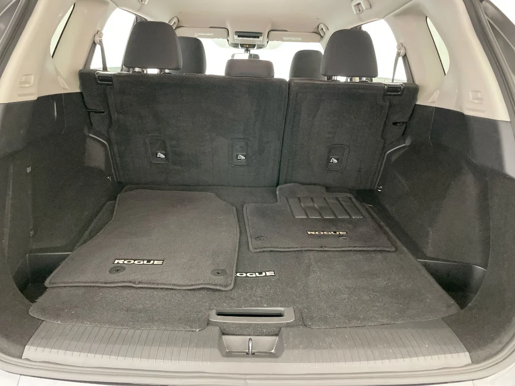 Used 2024 Gun Metallic Nissan SV image 24
