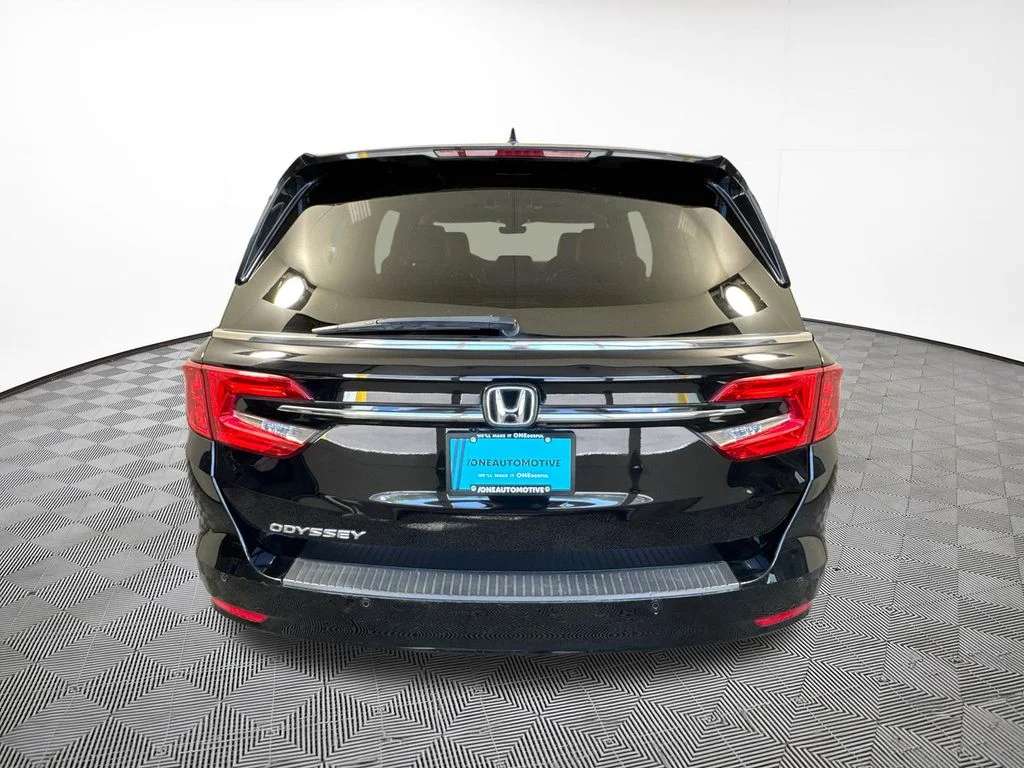 Used 2023 Black Honda Elite image 10