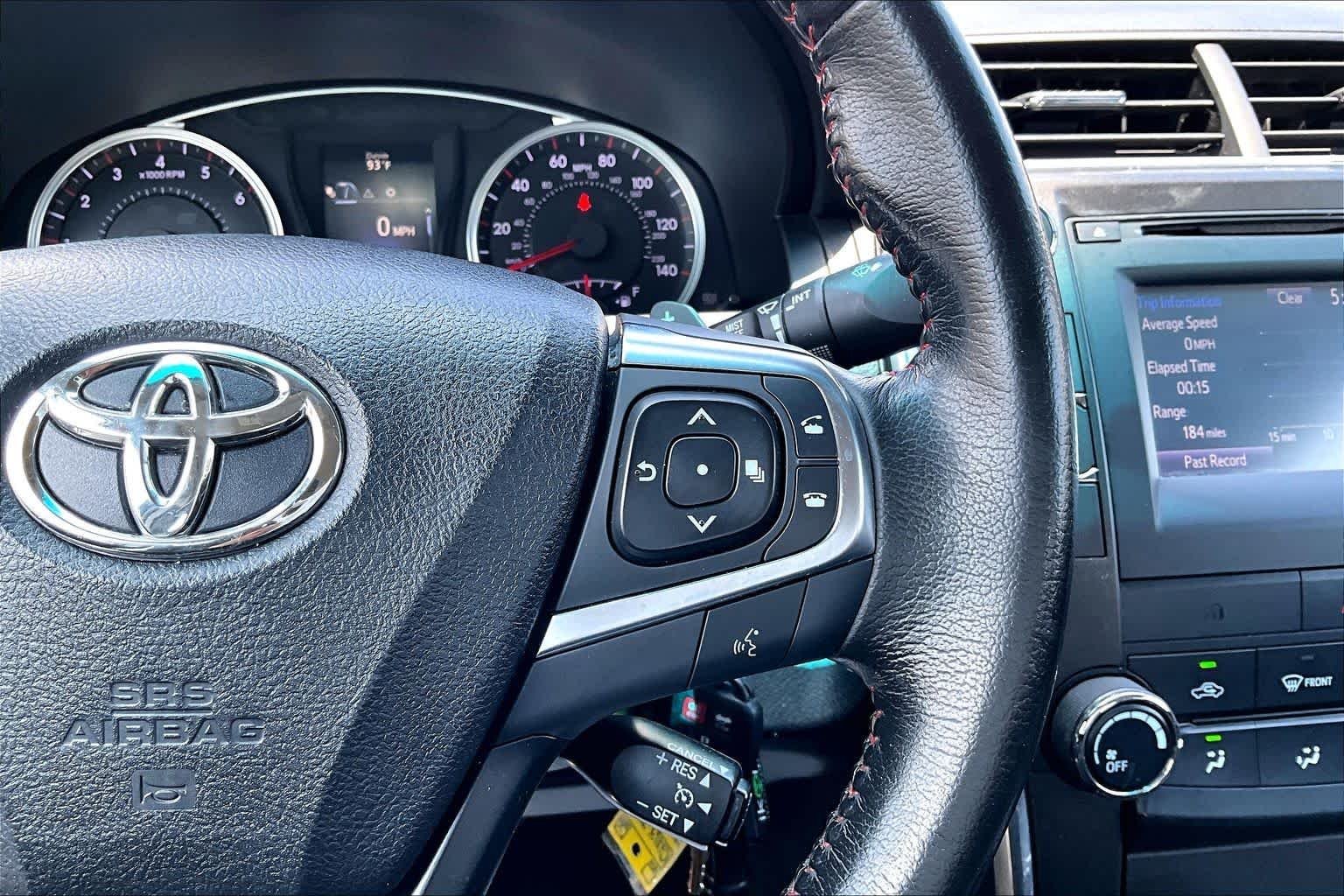 Used 2016 Creme Brulee Mica Toyota SE image 25