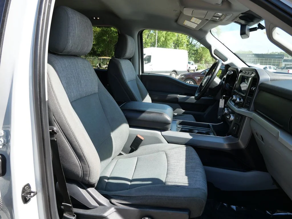Used 2023 White Ford XLT image 12