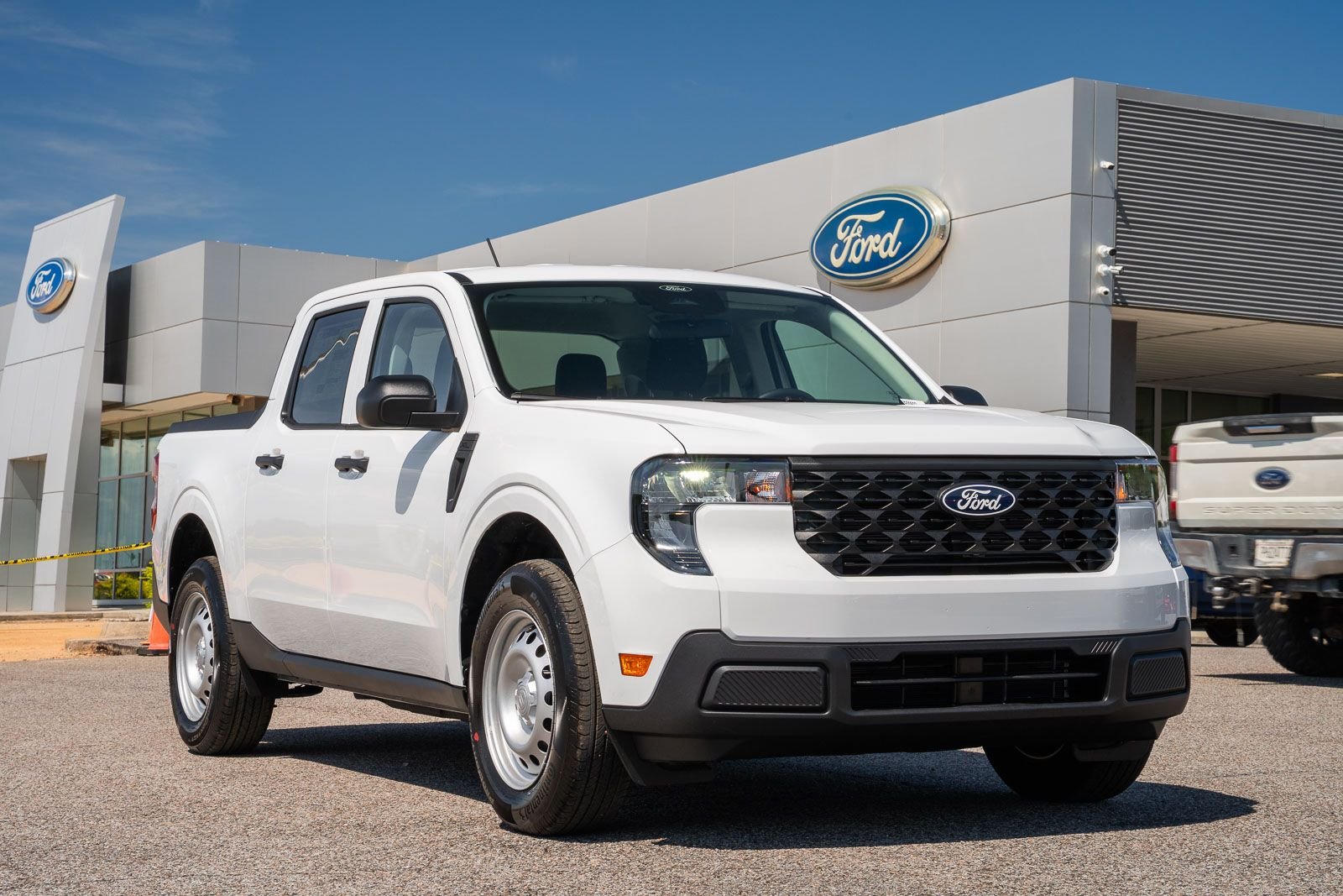 New 2026 Oxford White Ford XL image 1