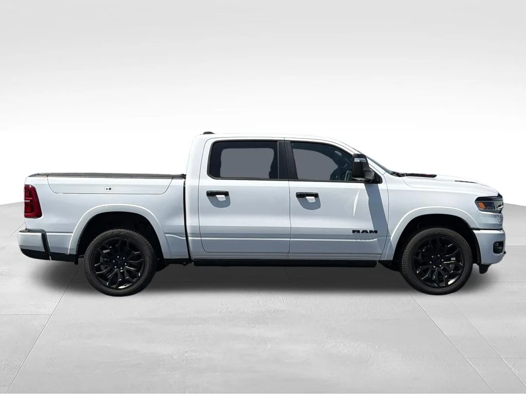 2025 RAM 1500 Limited - Photo 6