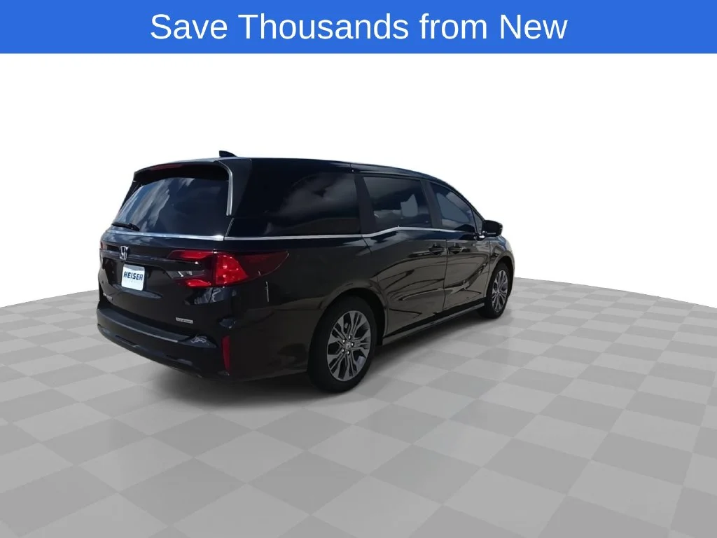 Used 2026  Honda Touring image 8