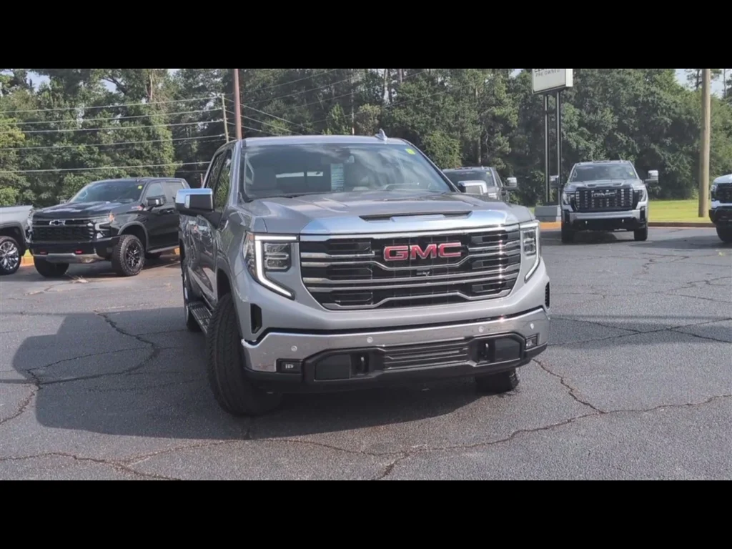 New 2026 Sterling Metallic GMC SLT image 27