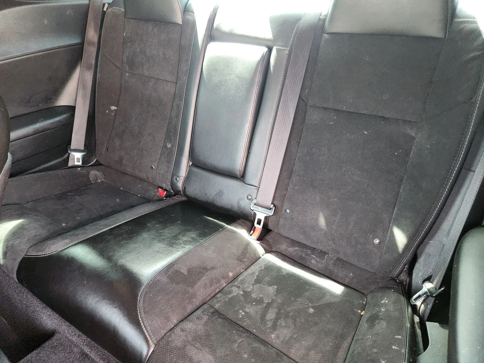 Used 2015 Beige Dodge R/T image 28