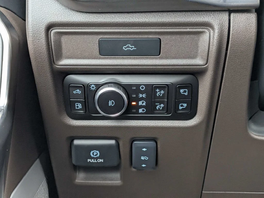 New 2026 Antimatter Blue Metallic Ford King Ranch® image 18