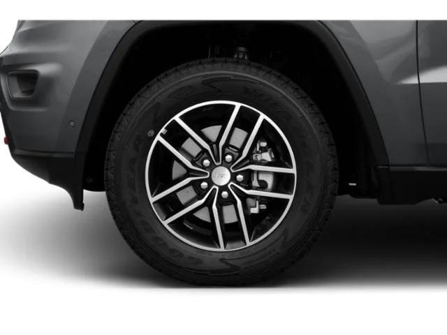 Used 2019 Bright White Clearcoat Jeep Trailhawk image 14