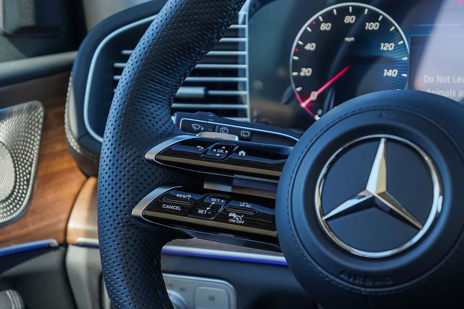 New 2026 Polar White Mercedes-Benz GLS 450 image 16