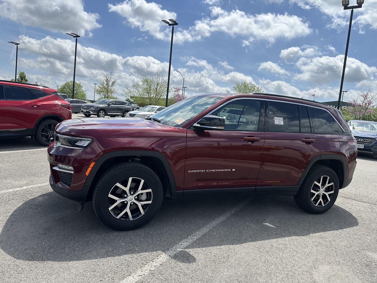 Used 2025 Jeep Grand Cherokee Limited with VIN 1C4RJHBG3S8638213 for sale in Kansas City