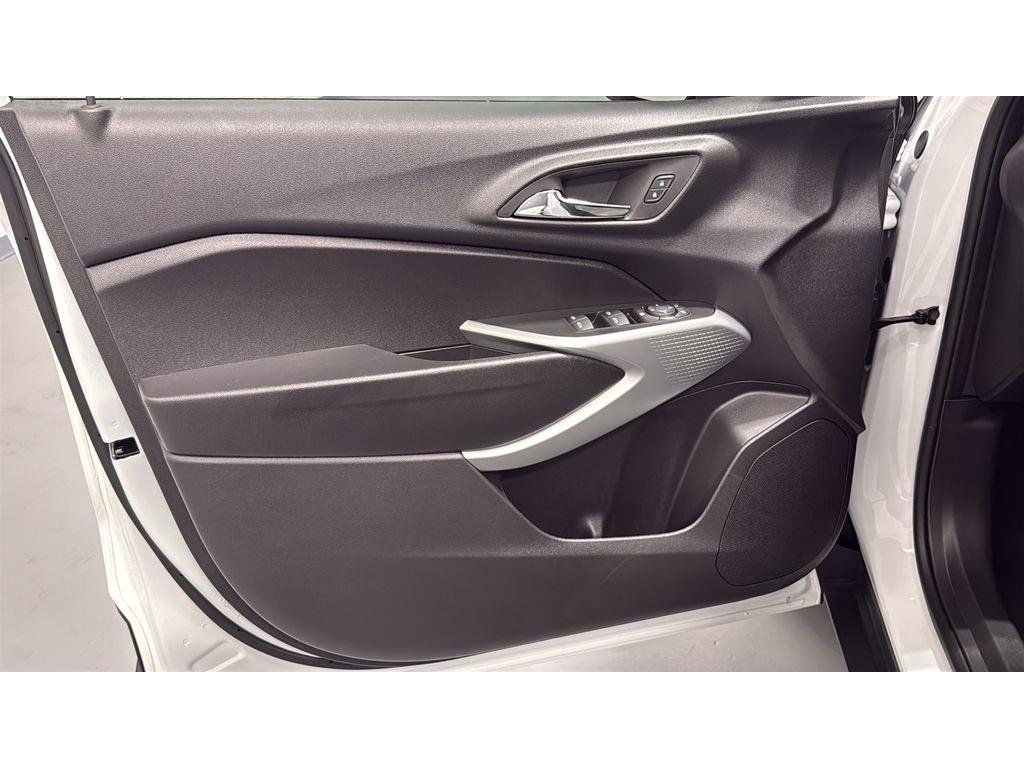 2026 Chevrolet Trax LS - Photo 12