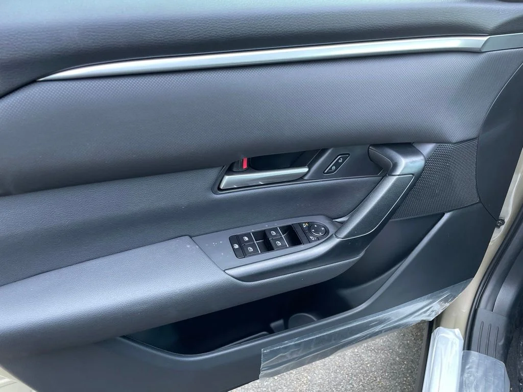 New 2026 Beige/tan Mazda 2.5 S Meridian Edition image 14