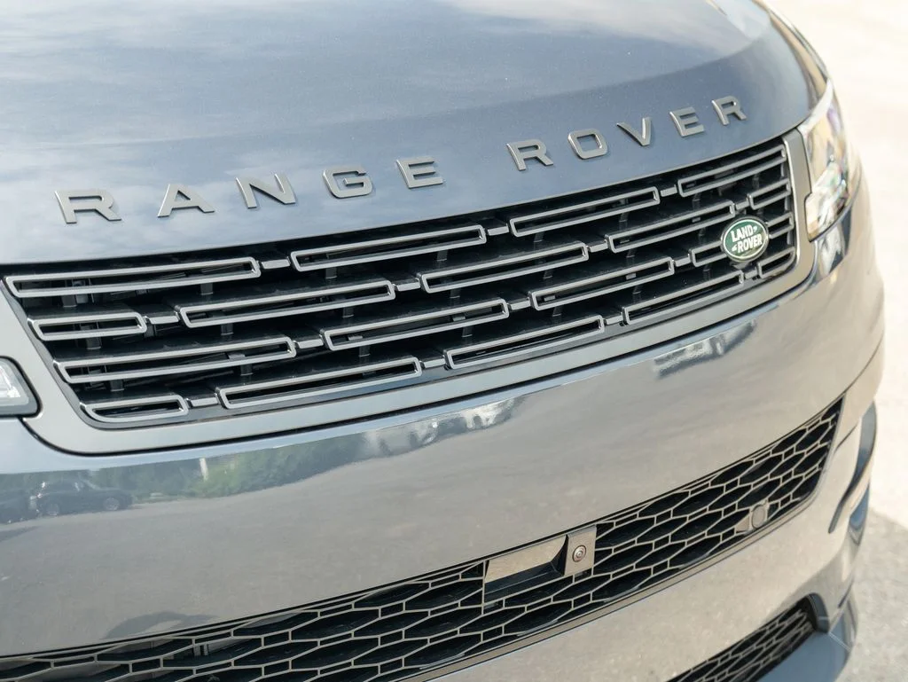 New 2026 Varesine Blue Land Rover Dynamic SE image 15