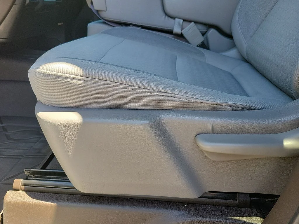 Used 2019 Summit White Chevrolet LT image 12