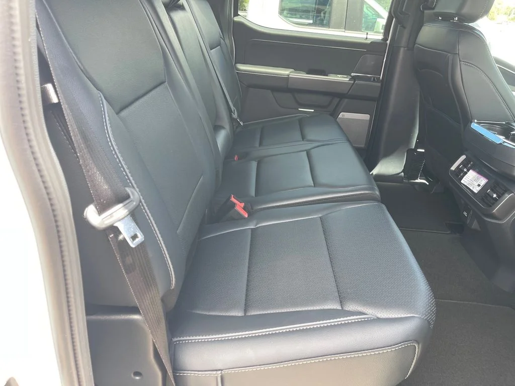 New 2026 Oxford White Ford Lariat® image 13
