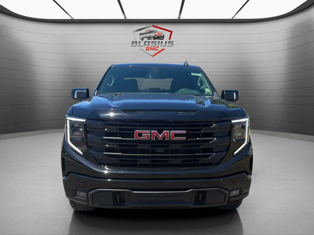 New 2026 Onyx Black GMC Elevation image 8