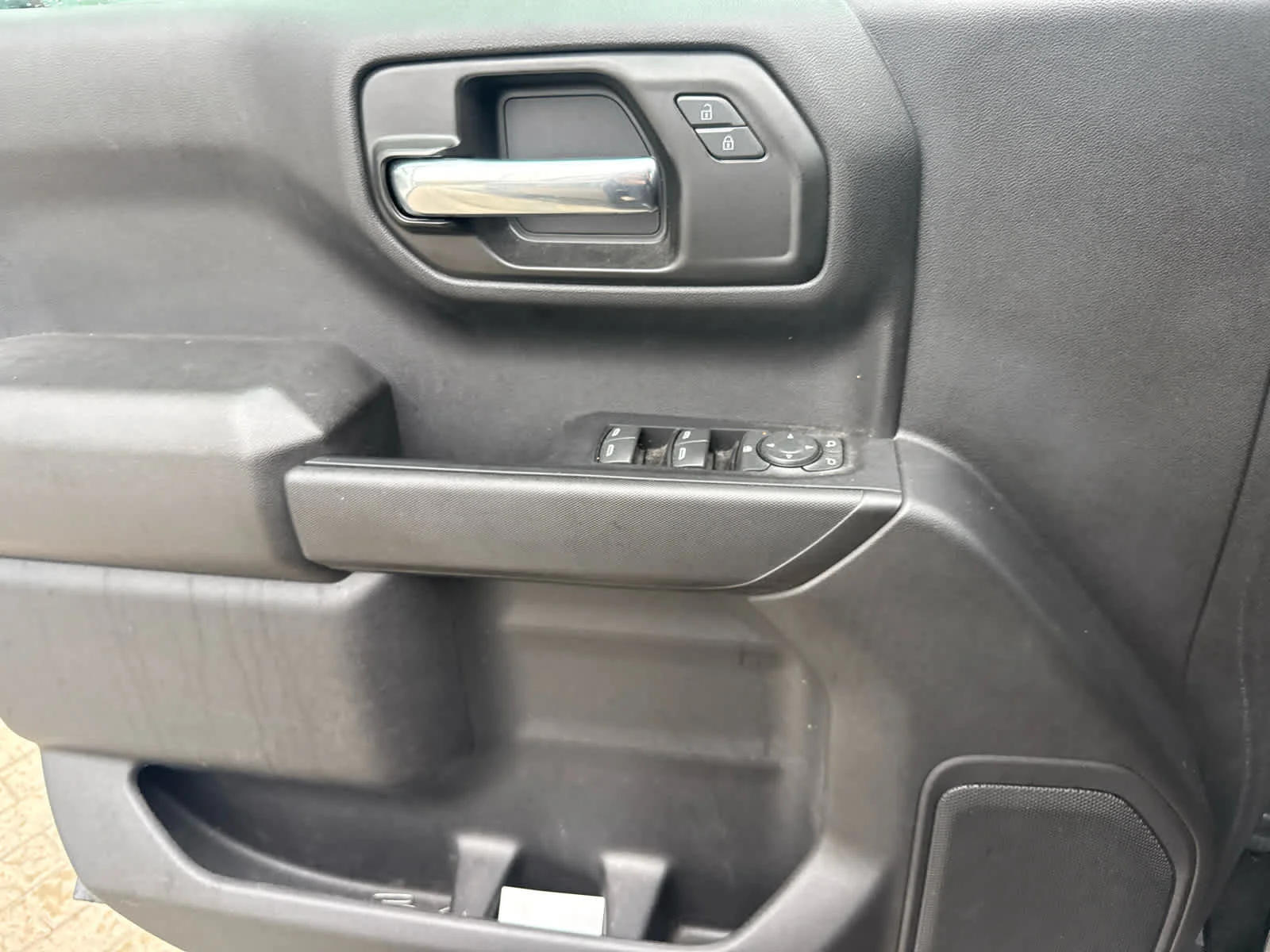 Used 2022 Dark Ash Metallic Chevrolet Custom image 15
