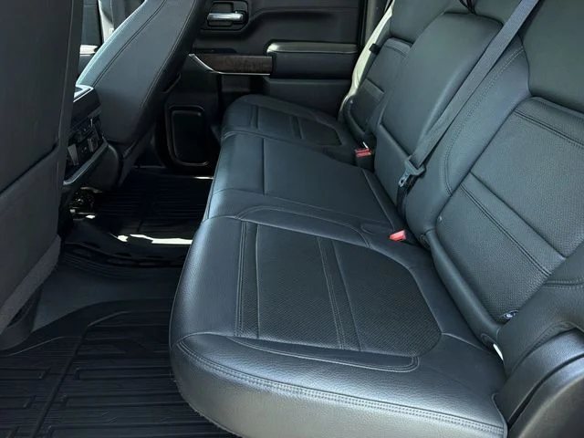 Used 2020 White GMC Denali image 19