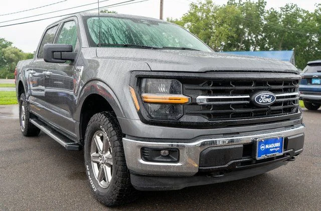 Used 2025  Ford XLT image 4