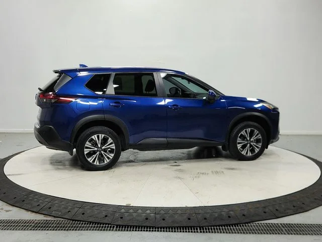 Used 2023 Blue Nissan SV image 9
