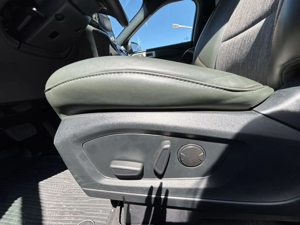 Used 2022 Green Ford Timberline image 14