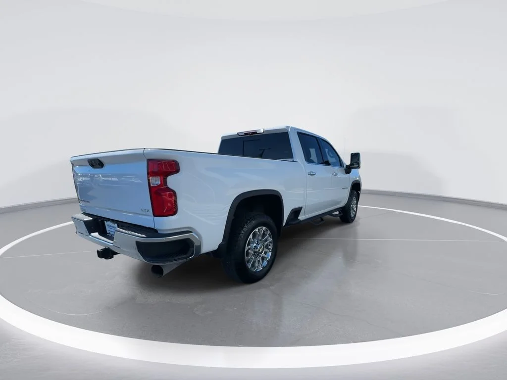 Used 2024 White Chevrolet LTZ image 8