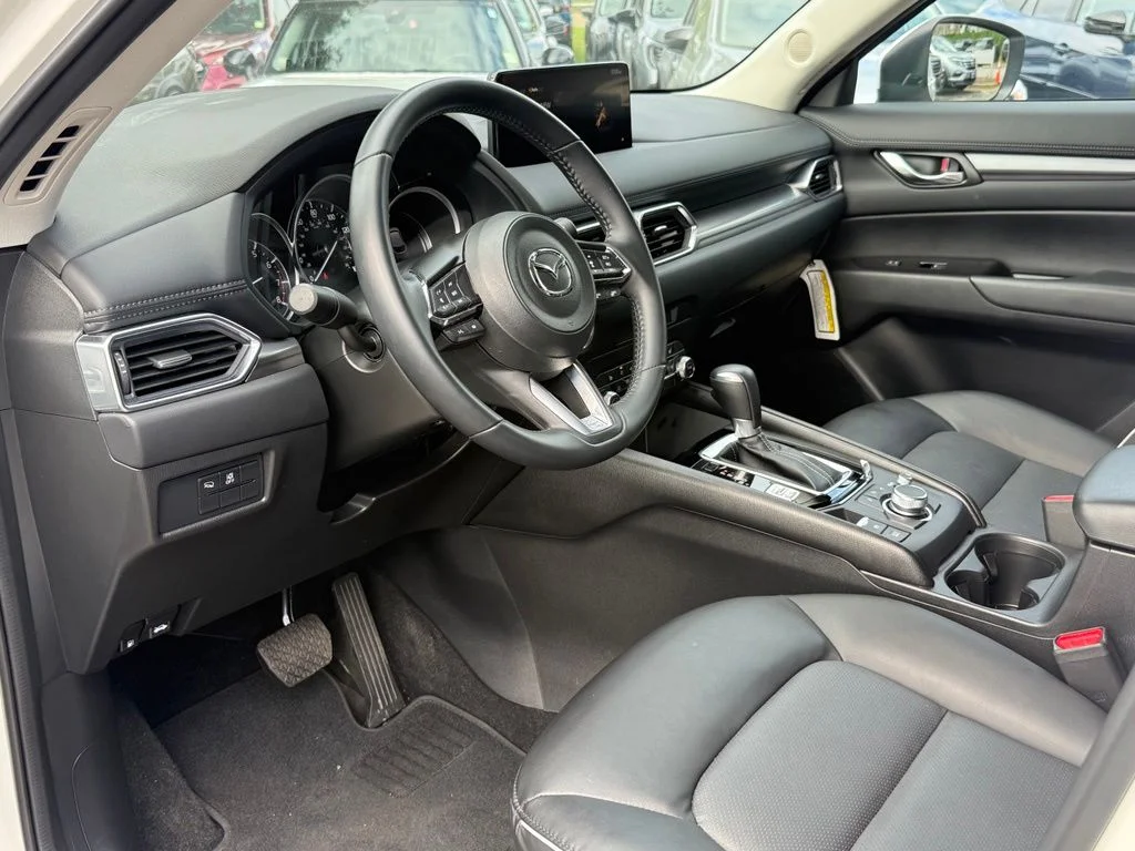 Used 2025 Rhodium White Metallic Mazda 2.5 S Select Package image 21