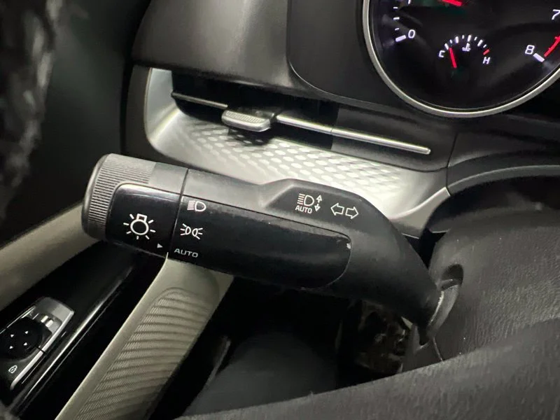 Used 2023 Blue Kia LX Seat Package image 21