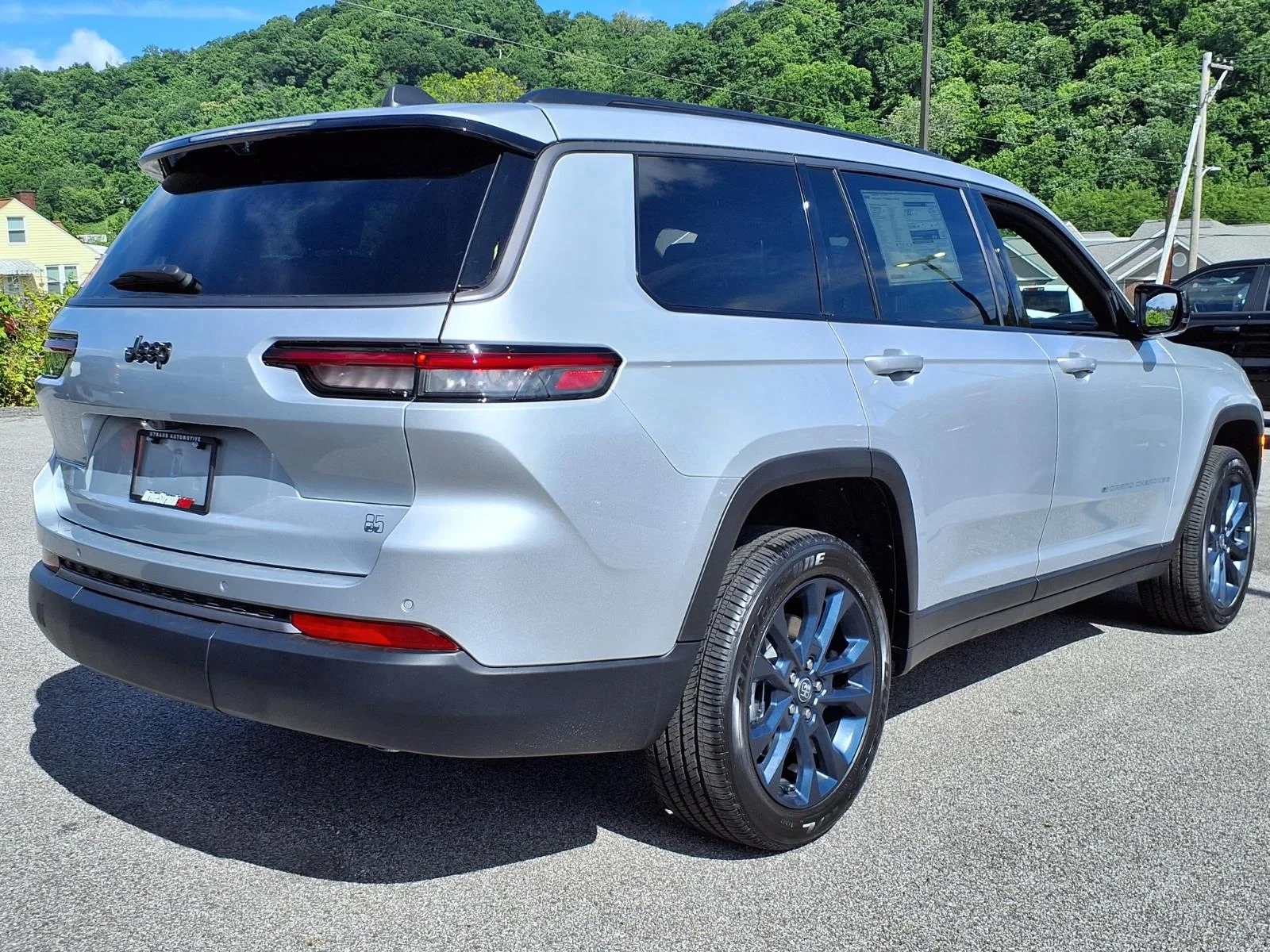 New 2026 Silver Zynith Jeep  image 2