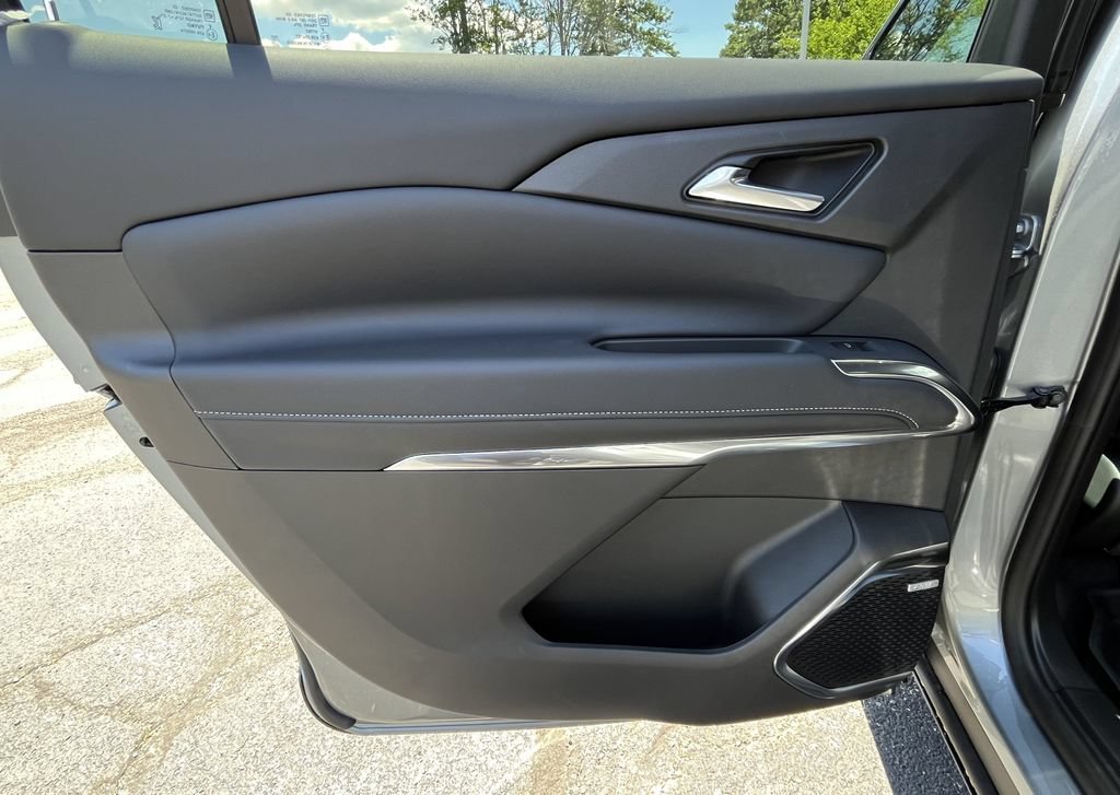 2026 Chevrolet Traverse LT - Photo 13