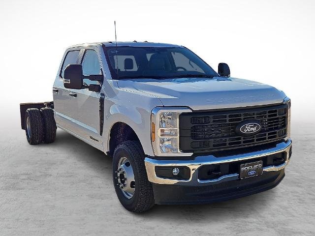 New 2027 Oxford White Ford F-350® XL image 26