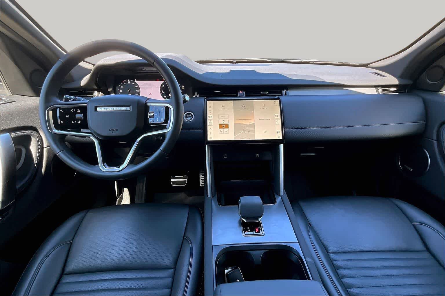 Used 2024 Silicon Silver Land Rover Dynamic SE image 16