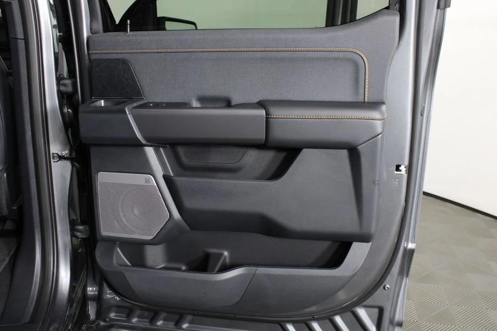 New 2026 Carbonized Gray Metallic Ford Tremor image 9