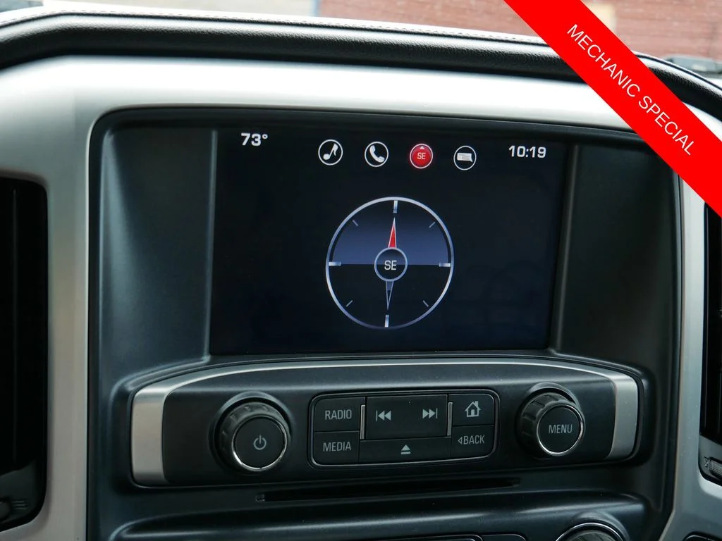 Used 2016 White GMC SLE image 20