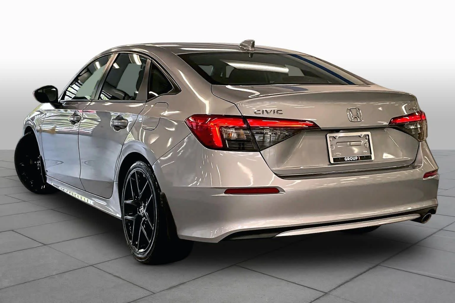 Used 2024 Lunar Silver Metallic Honda Sport image 12