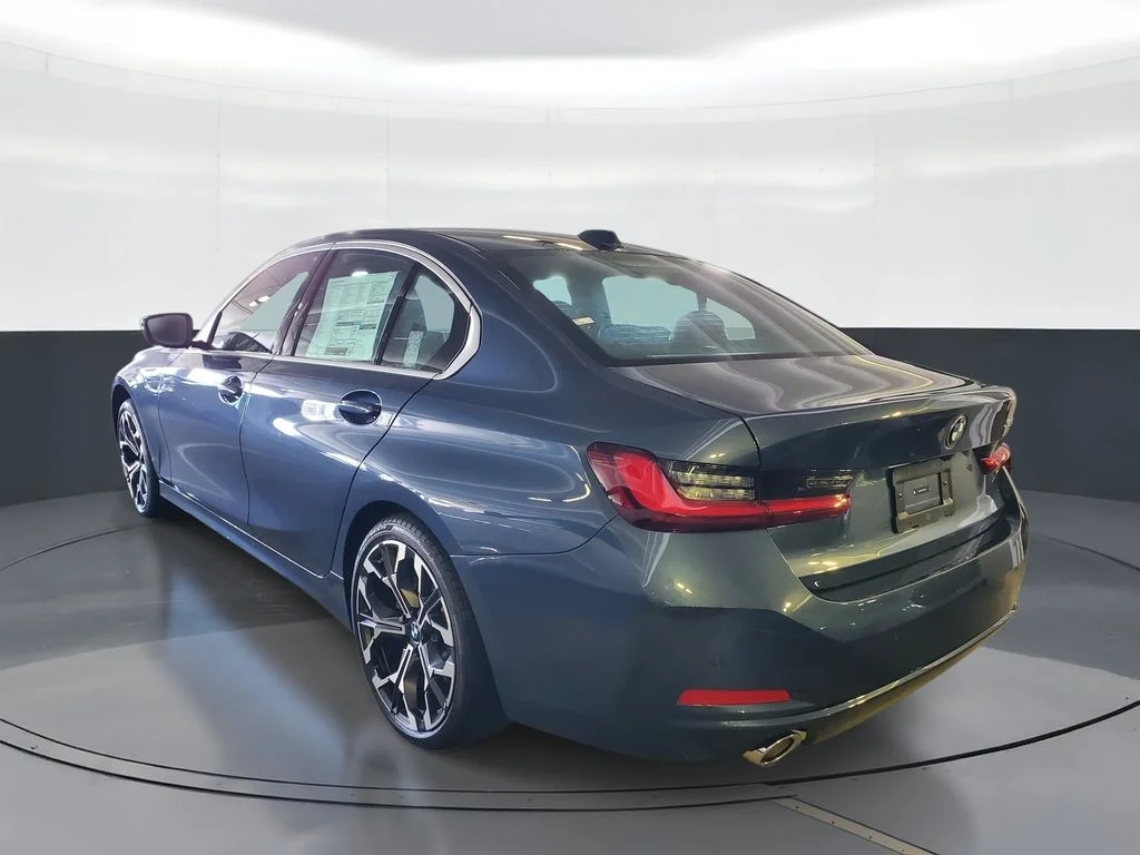 New 2026 Blue BMW 330i image 4