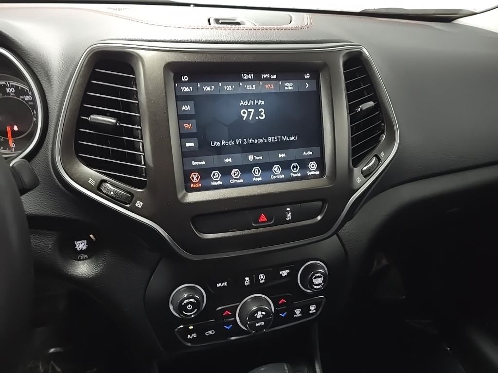 Used 2022 Black Jeep Trailhawk image 26