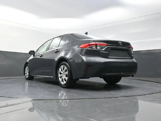 Used 2025  Toyota LE image 35