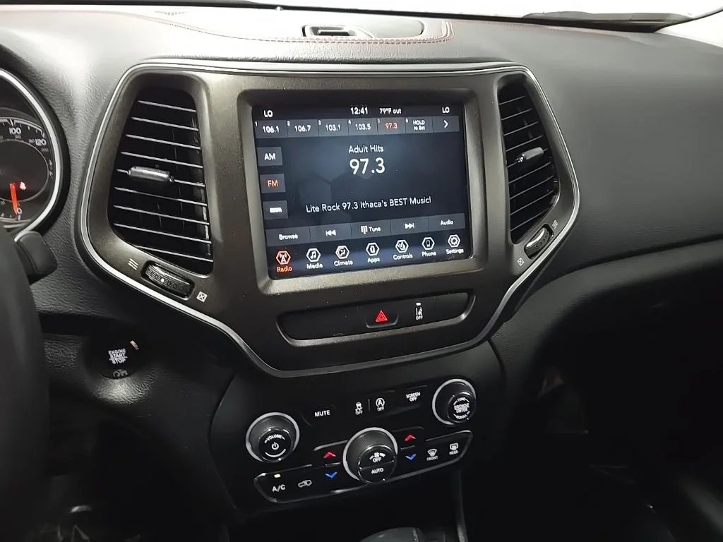 Used 2022 Black Jeep Trailhawk image 26