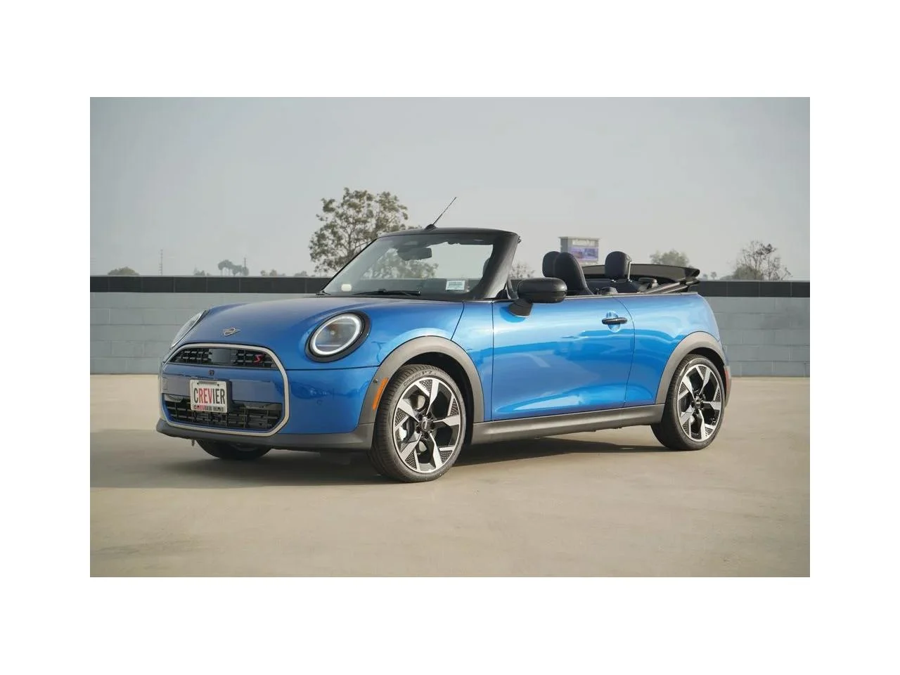 2026 MINI Convertible Cooper S's photo