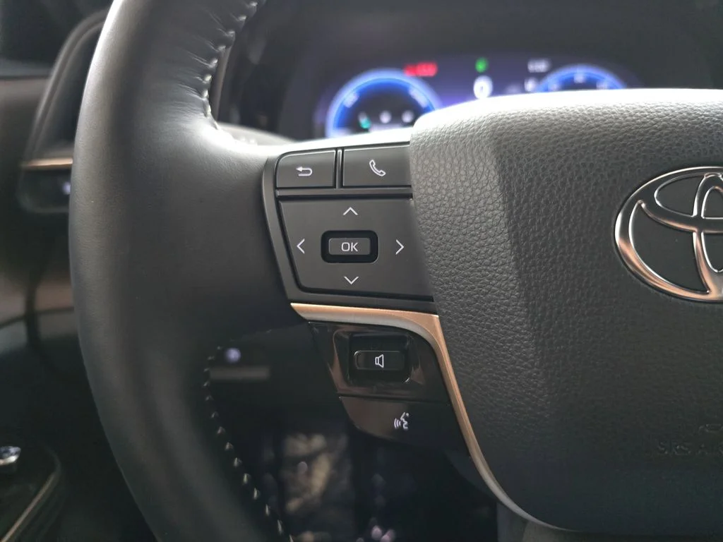 Used 2024 Red Toyota Limited image 19