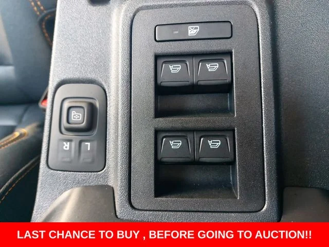 Used 2024 Gray Ford Badlands image 28