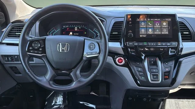 Used 2023 Blue Honda Touring image 10
