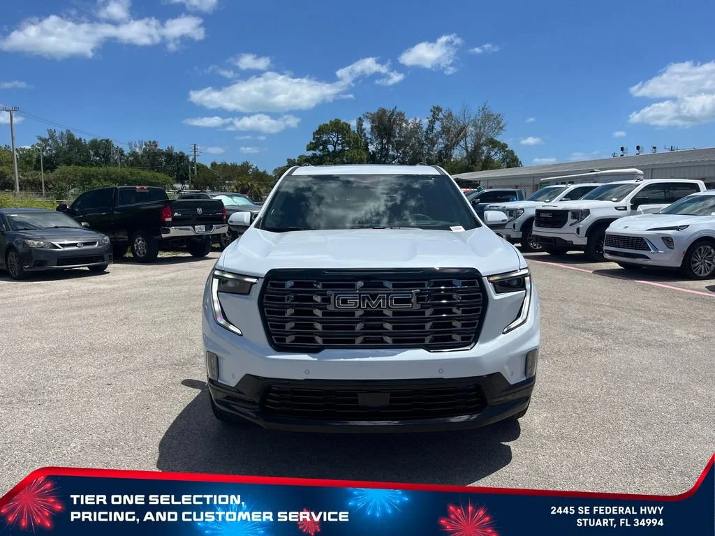 New 2026 Glacier White Tricoat GMC Denali Ultimate image 3