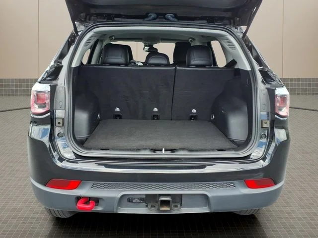 Used 2022 Black Jeep Trailhawk image 8