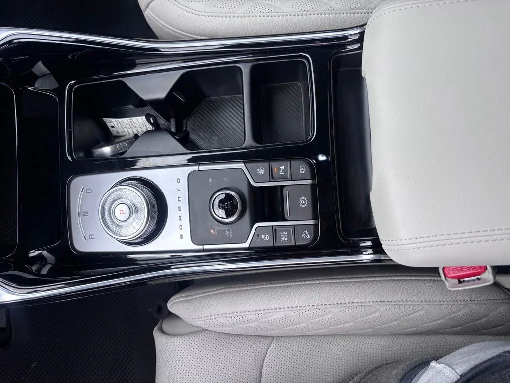 Used 2025 Gray Kia SX Prestige image 18