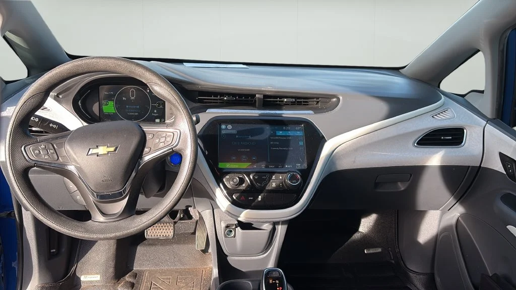 Used 2020 Blue Chevrolet LT image 9