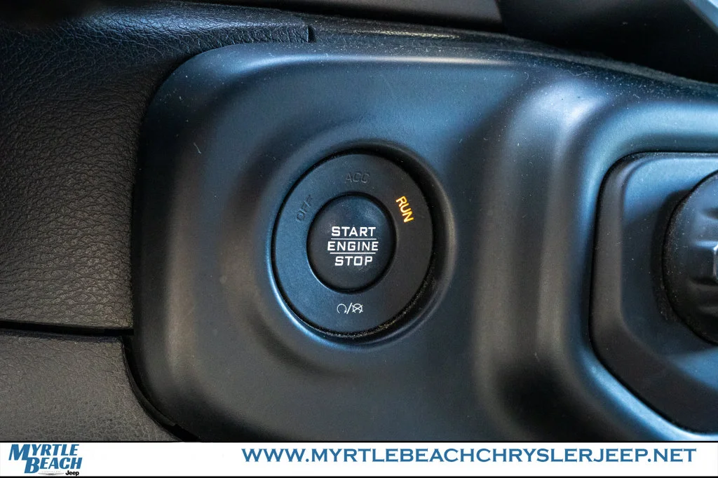 Used 2020 Red Clearcoat Jeep Unlimited Sport S image 31