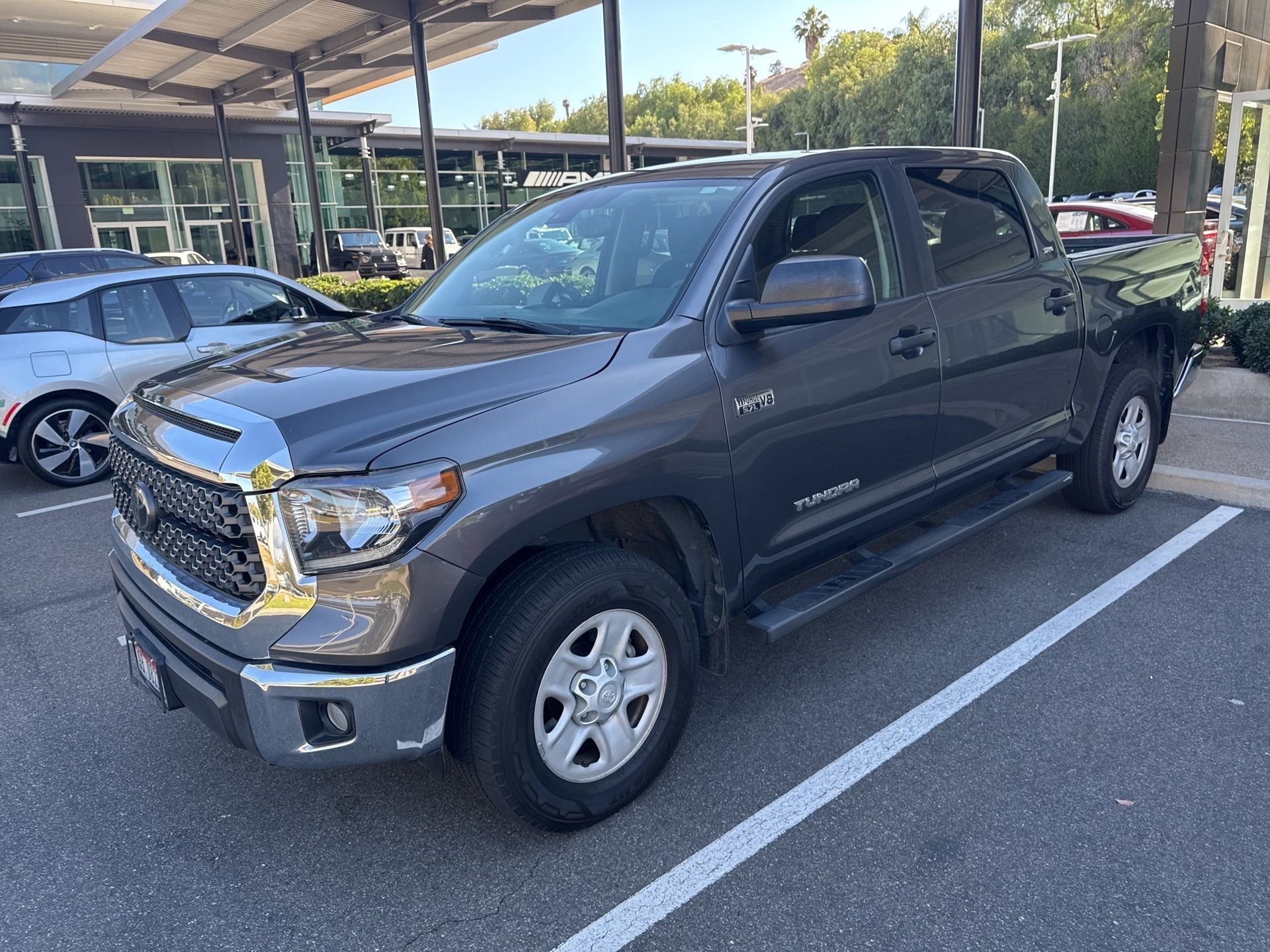 2020 Toyota Tundra SR5 5.7L 4WD Crew Max Short Bed's photo