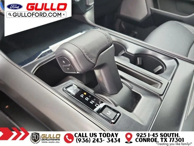 Used 2025 Gray Metallic Ford Lariat image 27
